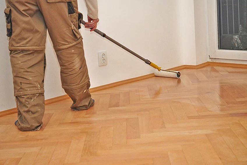 Lưu ý khi sử dụng sơn epoxy cho gỗ